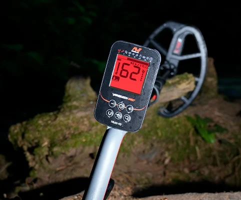Nevşehir Minelab Vanquish 560 Pro Pack - Aydınlatmalı kullanım